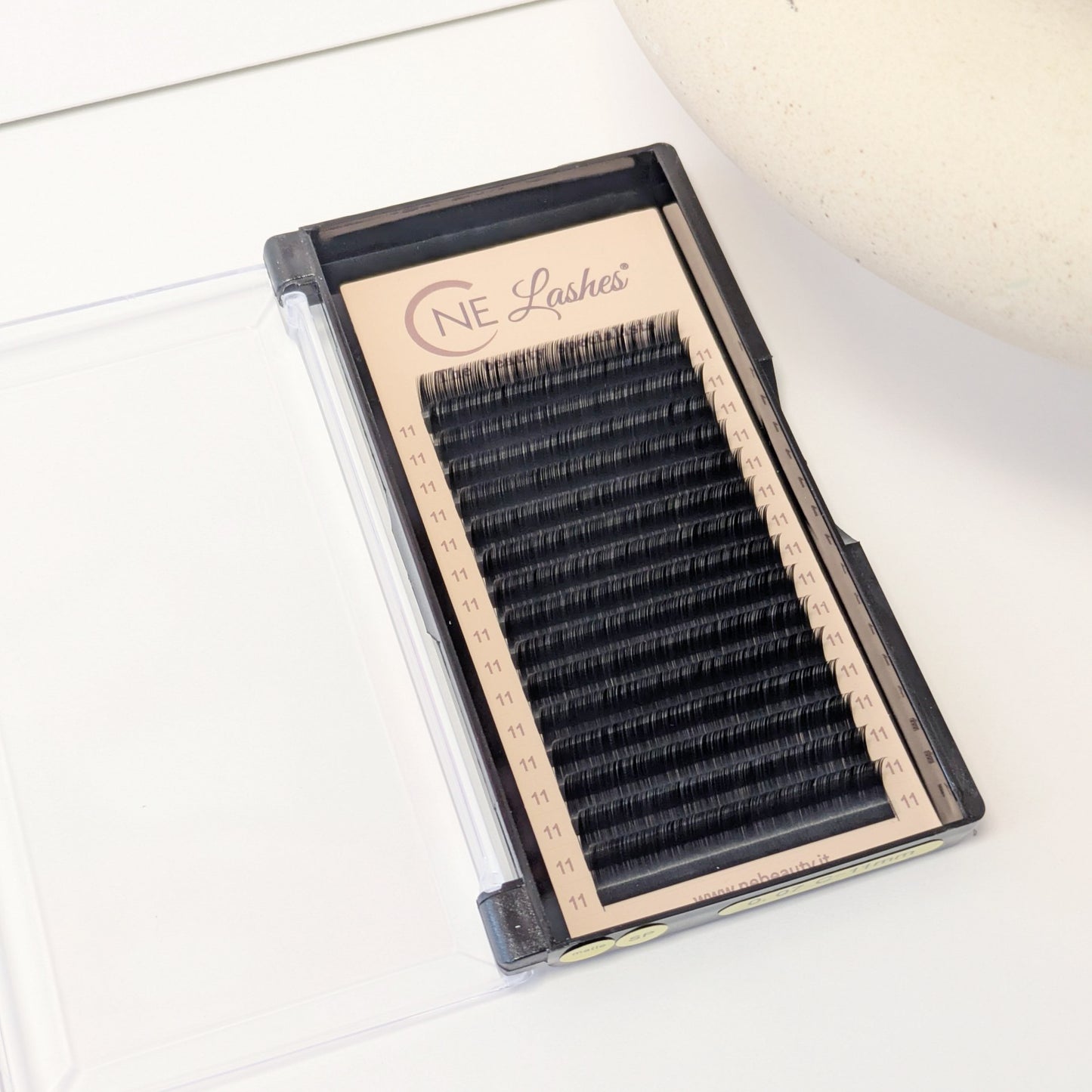 Single Lashes Black – C 0,07